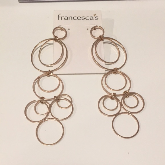 Francesca's Collections Jewelry - *Last Chance* NWT long circular dangly earrings +1